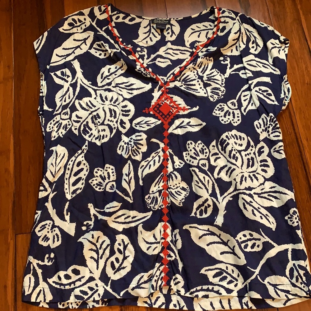 Lucky Brand Top 🎈